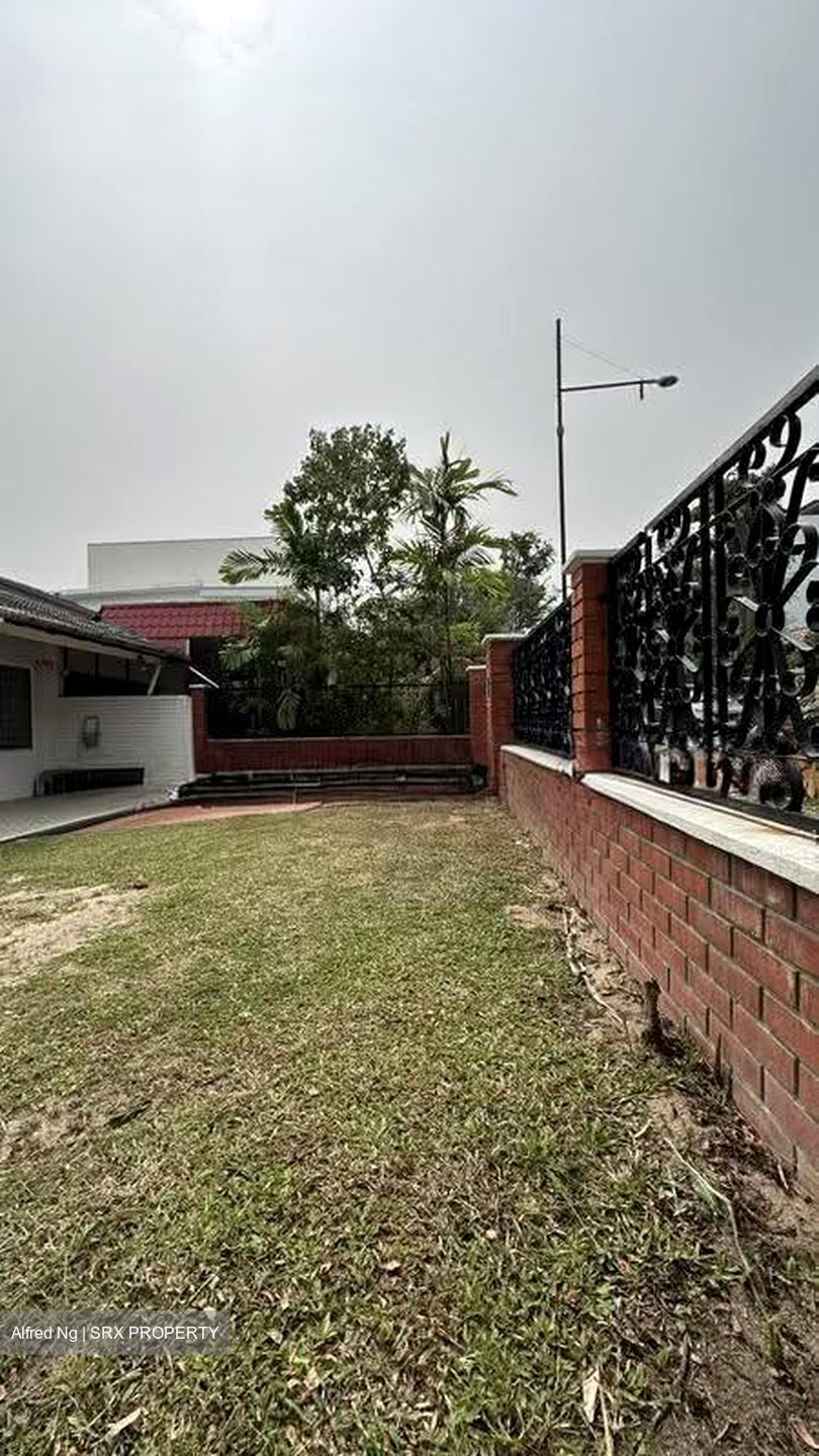Opera Estate (D15), Semi-Detached #633777501